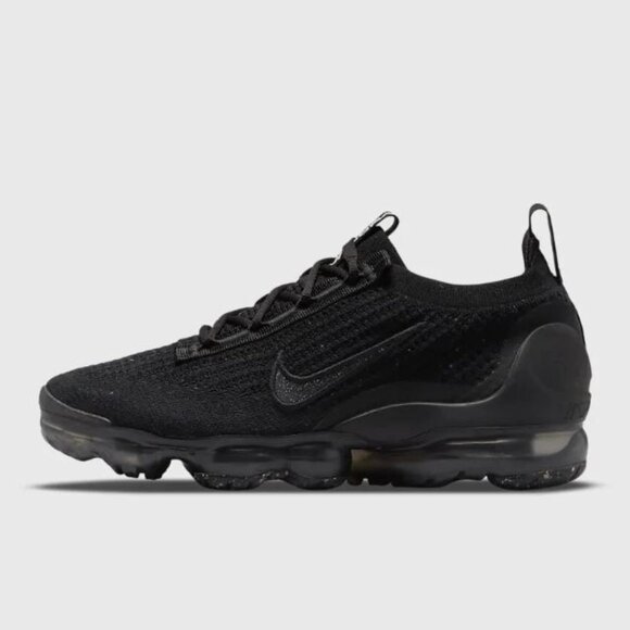 Nike Air VaporMax 2021 Flyknit ‘Black’ Women Sz 9.5W/8M "FAST SHIP" - Picture 1 of 6